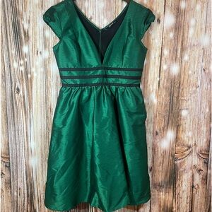 eShakti Dress Green Deep V-Neck Dupioni Formal Dress Size 10